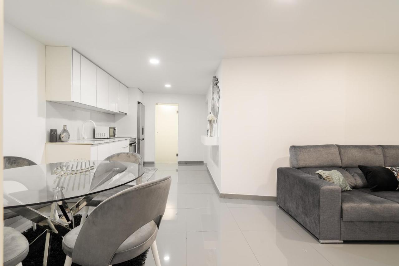Host Wise - Spacious Noble Ace Location *